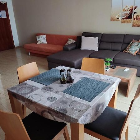 Charis Cozy Family Apart At Sun Village Complex Close To The Beach Sunny Beach Exterior photo