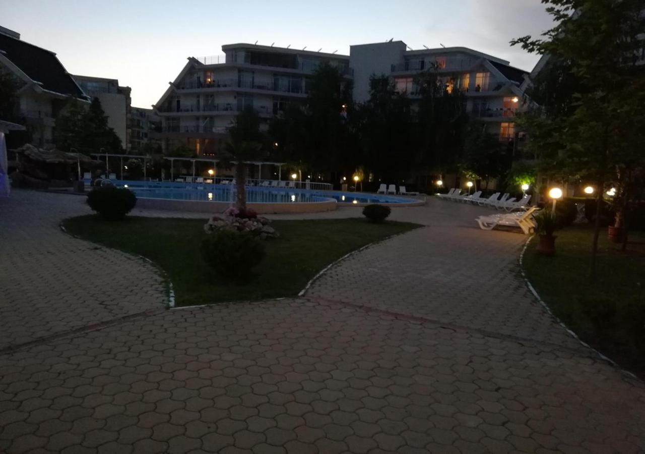 Charis Cozy Family Apart At Sun Village Complex Close To The Beach Sunny Beach Exterior photo