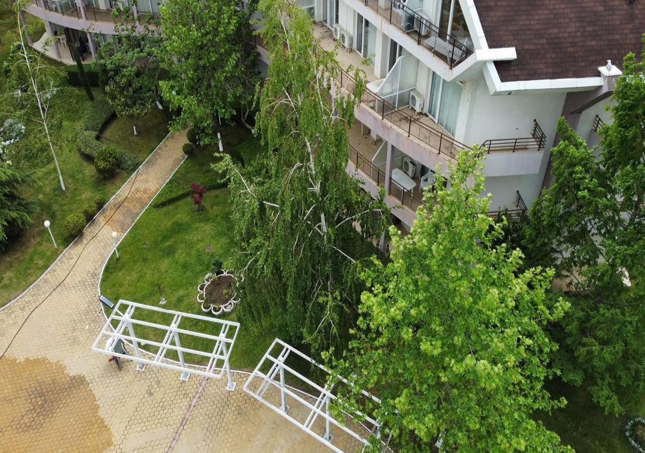 Charis Cozy Family Apart At Sun Village Complex Close To The Beach Sunny Beach Exterior photo