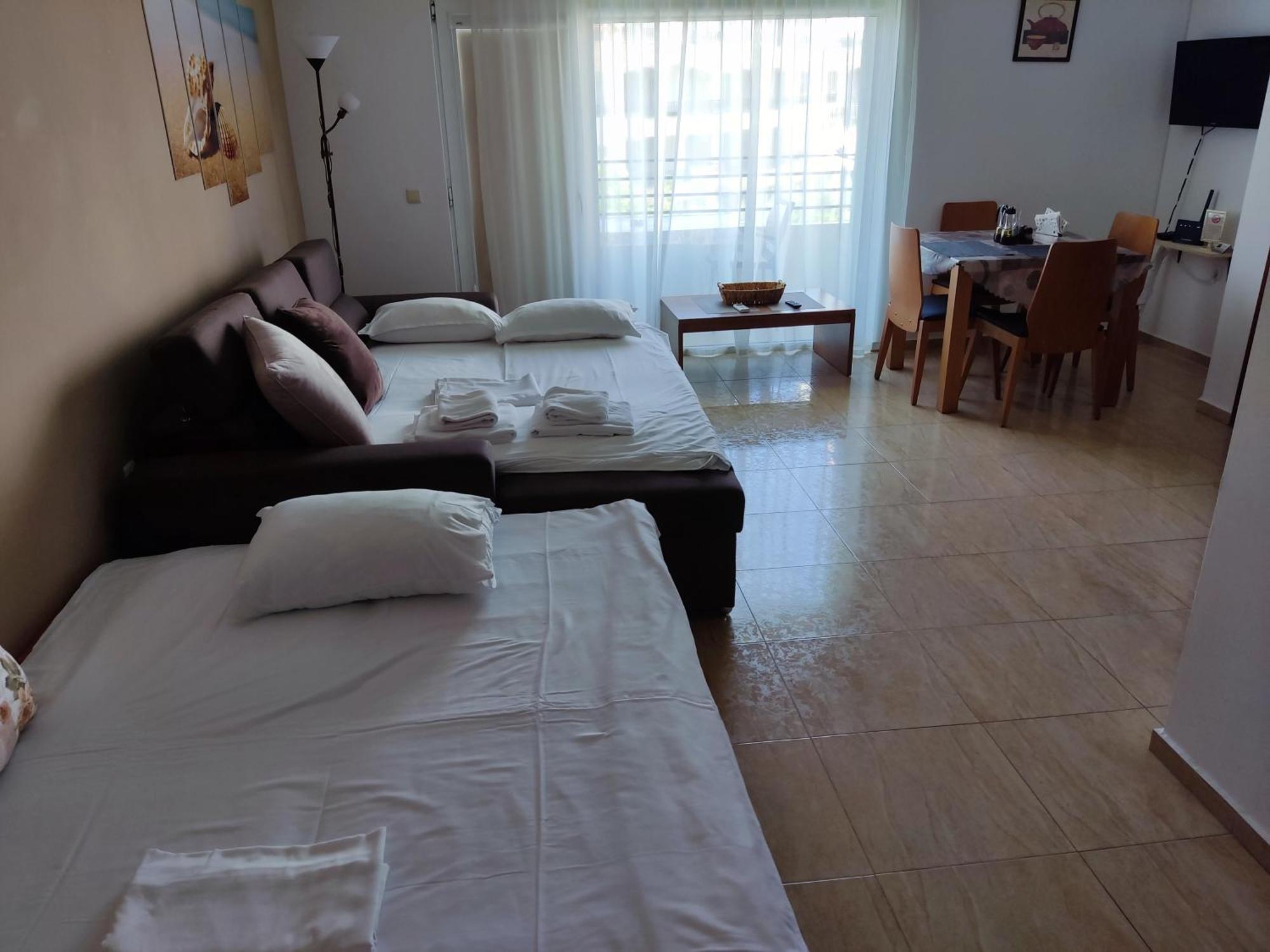 Charis Cozy Family Apart At Sun Village Complex Close To The Beach Sunny Beach Room photo